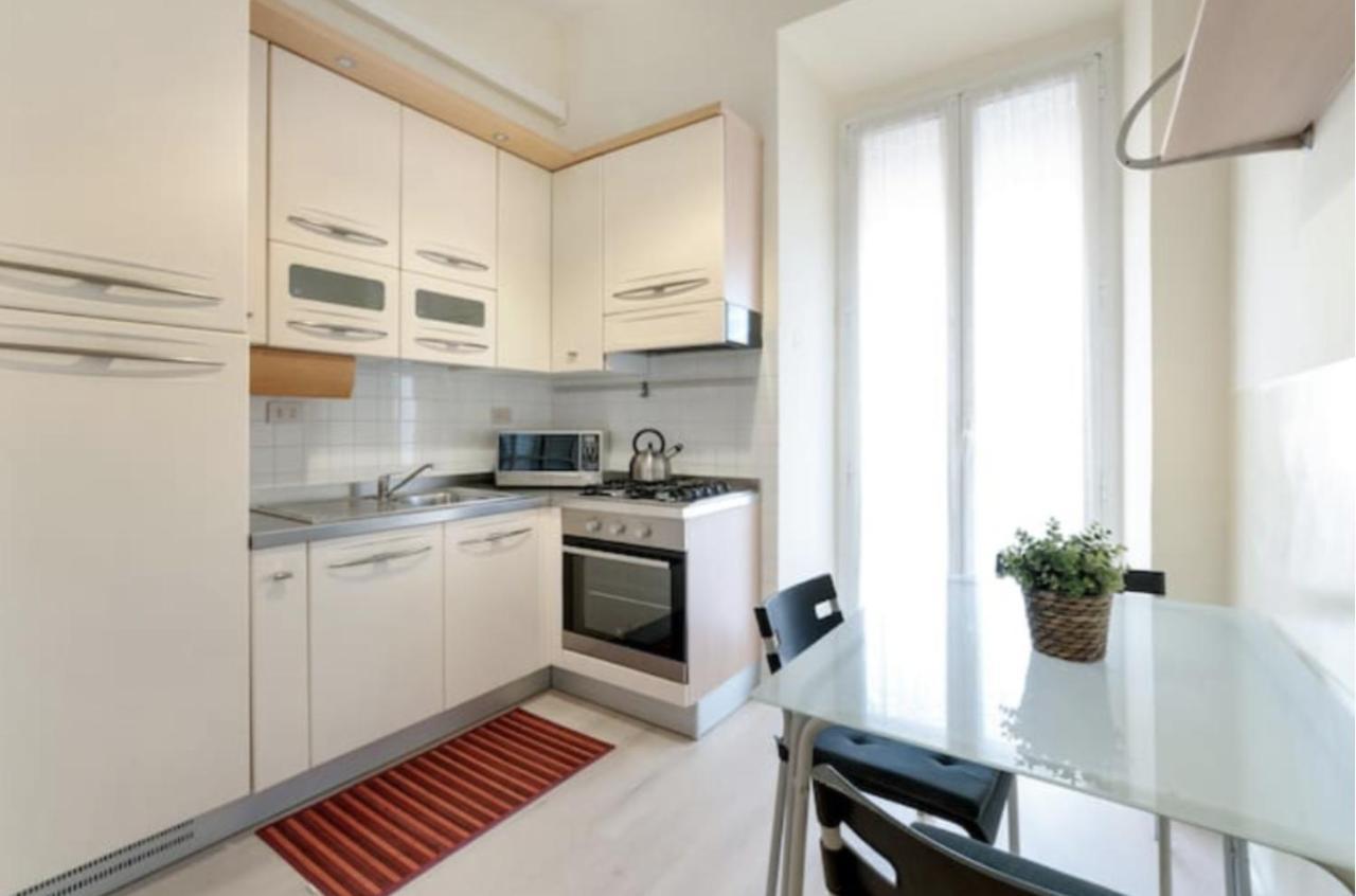 Sunny Flat In Elegant Building Close To Colosseum روما المظهر الخارجي الصورة