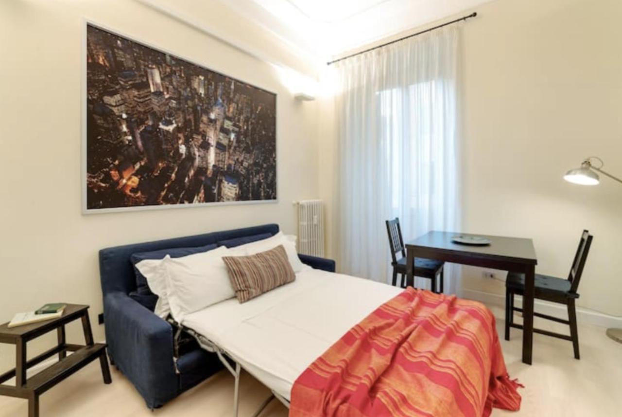 Sunny Flat In Elegant Building Close To Colosseum روما المظهر الخارجي الصورة