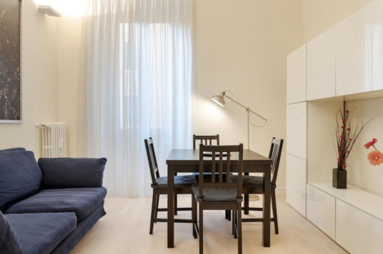 Sunny Flat In Elegant Building Close To Colosseum روما المظهر الخارجي الصورة