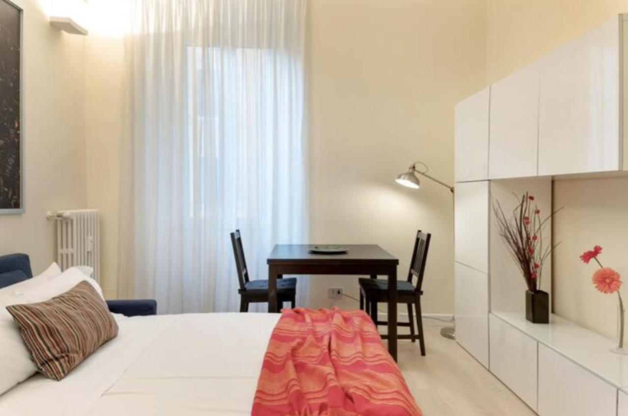 Sunny Flat In Elegant Building Close To Colosseum روما المظهر الخارجي الصورة